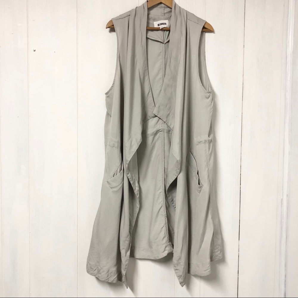 BB Dakota Grey Longline Waterfall Vest